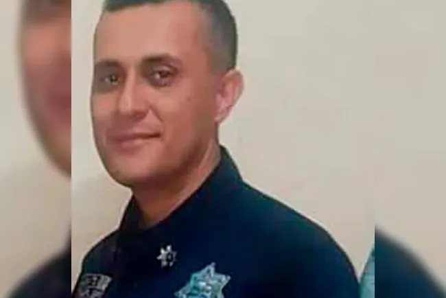 Acribillan a jefe policiaco y a un escolta; hay dos agentes heridos