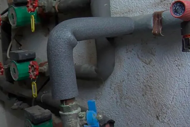 Recomiendan cubrir tuberías para evitar fugas de agua