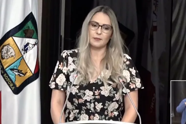 Proponen incluir a esposos y concubinos en el Isssteson