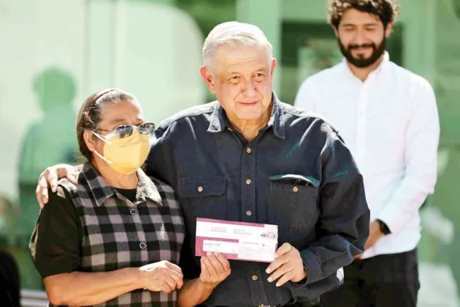 Dan banderazo en 250 sucursales del Banco del Bienestar