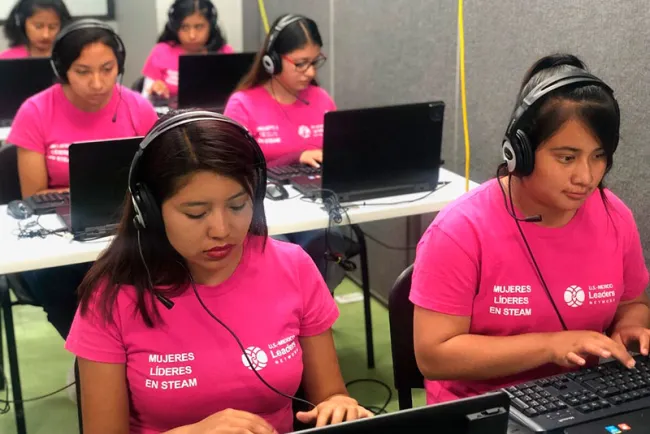 Ingresan alumnas de Cobach a programa de Mujeres Líderes