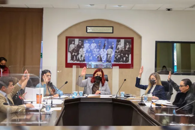 Por designar nuevos comisionados del Istai