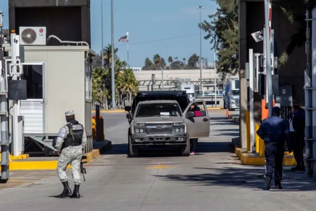 Resalta López Obrador blindaje de seguridad en aduanas