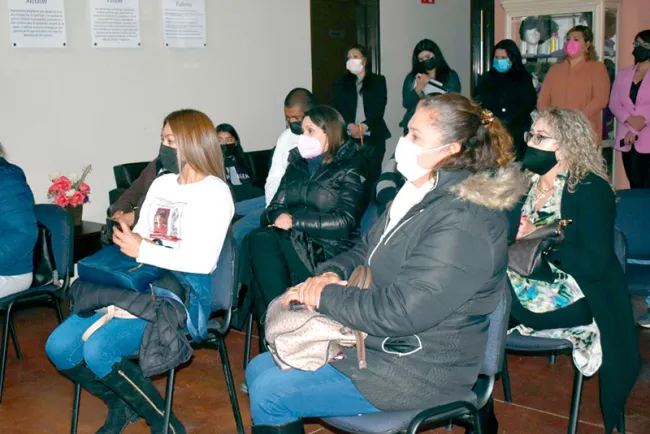 Colabora INM con salud mental de buscadoras