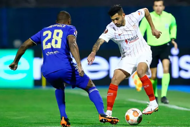 ‘Tecatito’ y Sevilla avanzan a octavos de la Europa League