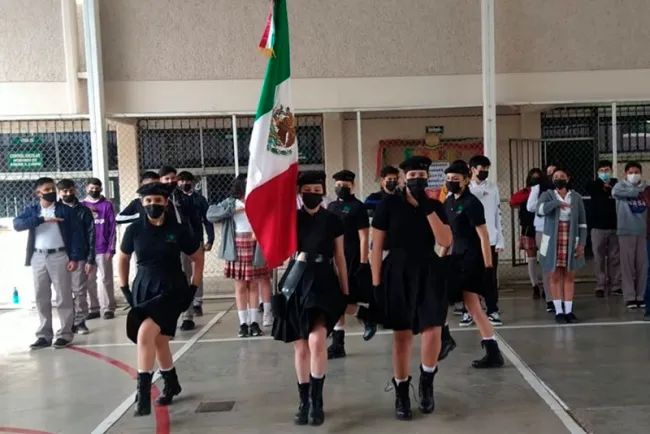 Conmemora Cecytes el Día de la Bandera