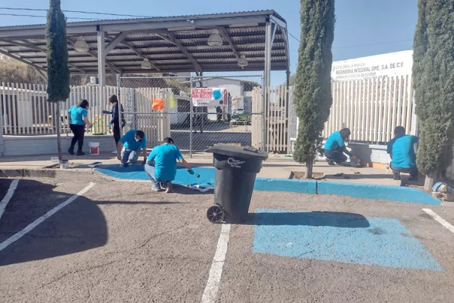 Repone maquiladora Belden equipo dañado en escuela