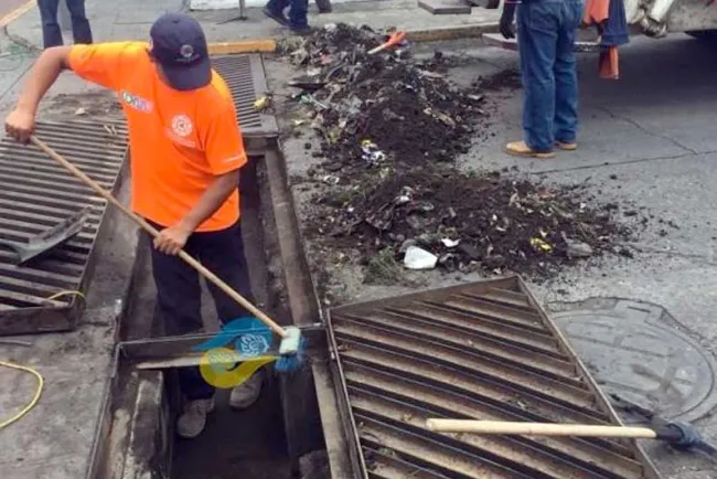 Denuncian falta de alcantarilla en periférico LDC