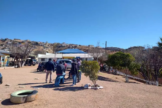 Apoya albergue a migrantes en espera de asilo en EU