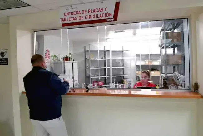 Genera molestia falta de placas en Nogales