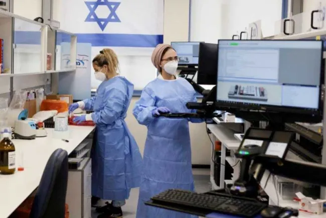 Detectan variante "desconocida" de Covid-19 en Israel