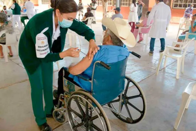 Exhortan a México intensificar vacuna contra Covid-19 en zonas rurales