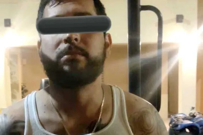 Reclama infidelidad a su esposo; él la golpea