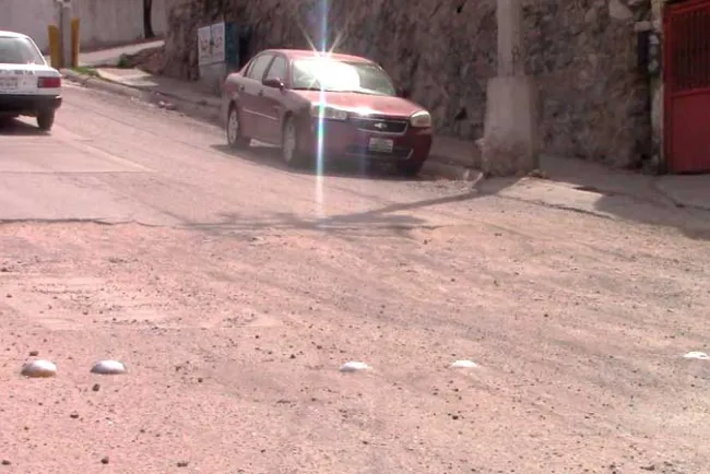 Dejan baches después de reparaciones