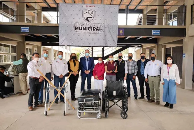 Realizan donación de equipo a la Prepa Municipal