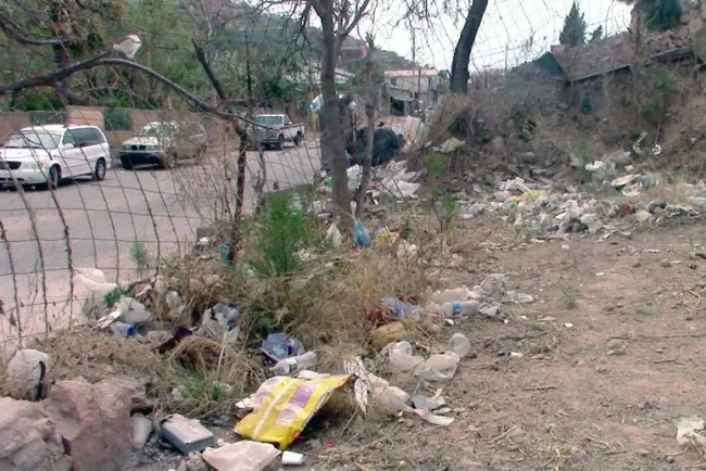 Denuncias vecinos basurero clandestino