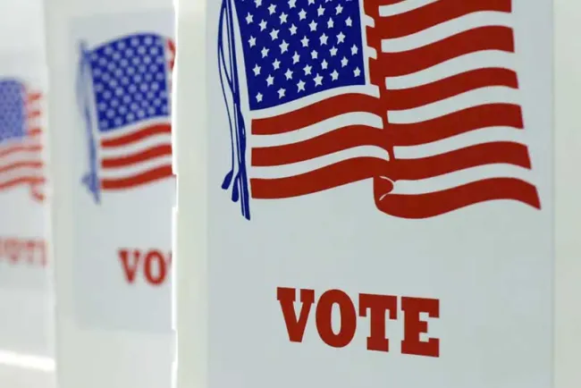Frenan a “votantes ilegales” en Arizona