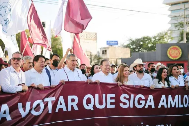 Marchan en apoyo de jornada de revocación de mandato