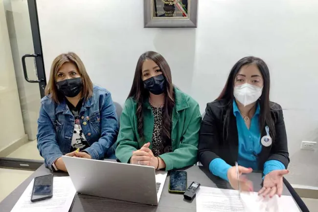 Justifican regidoras asistencia a congreso en Cancún