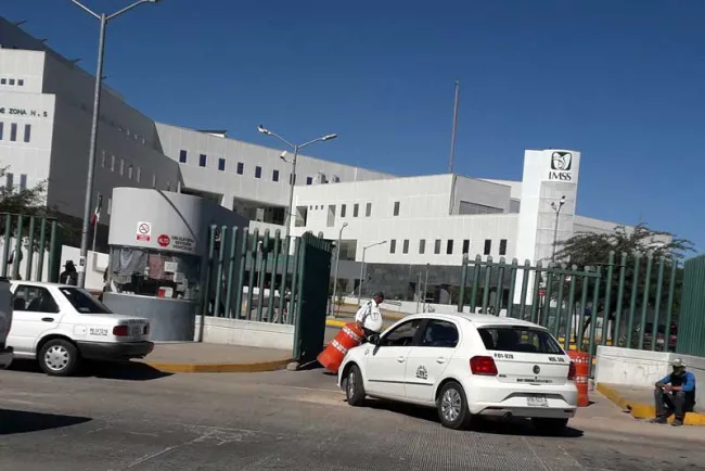 Lesionan a persona con arma blanca y huyen del lugar