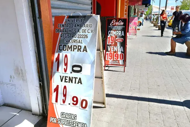 Cae dólar hasta los 19.90 pesos por uno