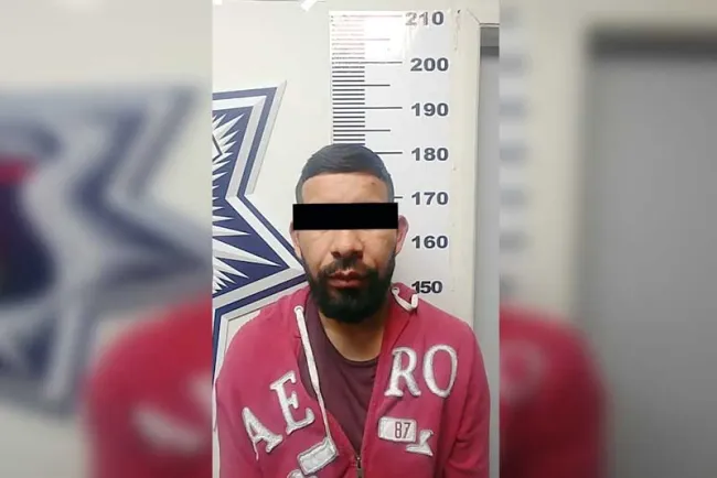 Detienen a conductor y acompañante ebrios