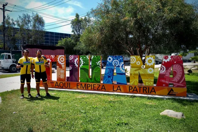 Completan ruta Trincheras-Tijuana en memoria de ciclista italiano