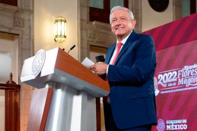 Si siguen así van a ir al despeñadero: López Obrador a opositores