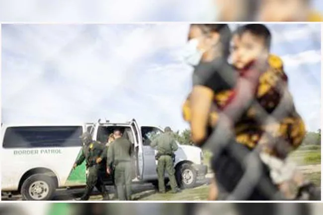 Aumentan detenciones de migrantes al intentar cruzar a EU
