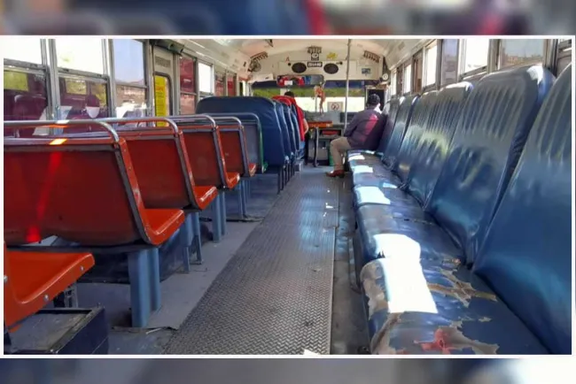 De mal en peor servicio de transporte público en la frontera