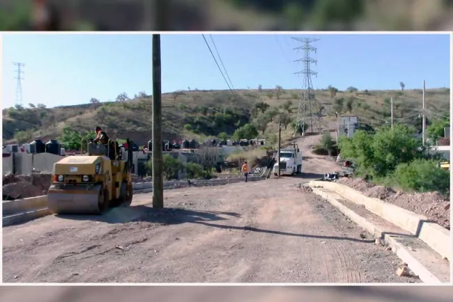 Invierten más de 3 mdp en pavimentación en colonia Del Rastro