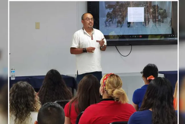 Promueve tribu Apache su cultura