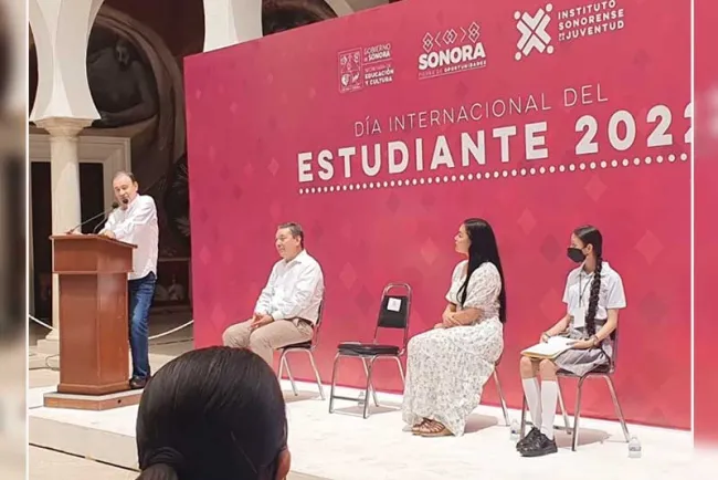 Encabeza ADM celebración del Día del Estudiante
