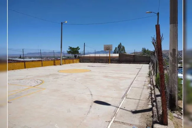 Proyecta Gobierno del Estado rehabilitar canchas deportivas