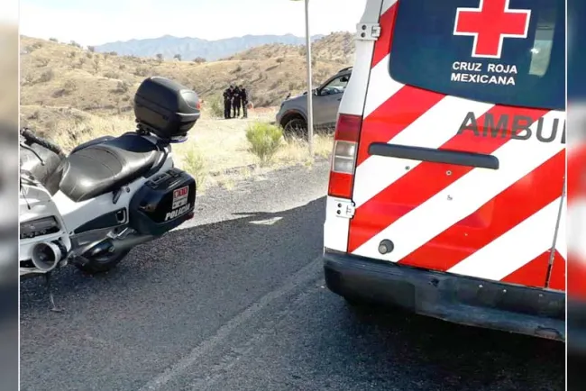 Resultan dos mujeres lesionadas en choque