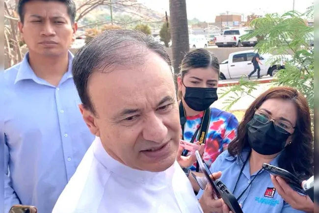 Asesinato de regidora es investigado como feminicidio: gobernador