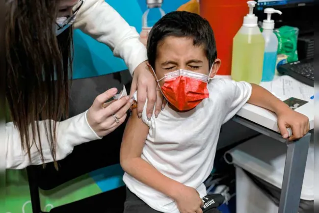 Será vacunación para niños en hospitales y centros de salud