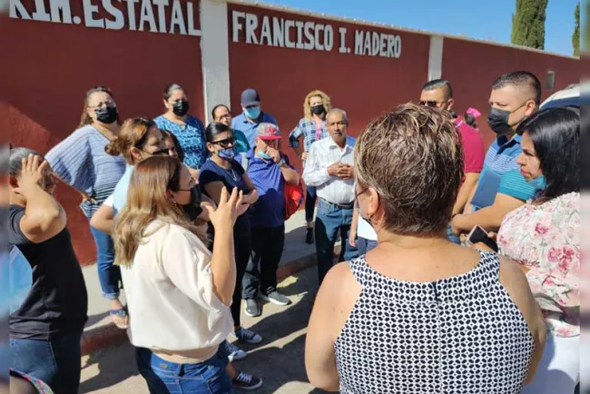 Habilitan energía eléctrica en escuela Francisco I. Madero