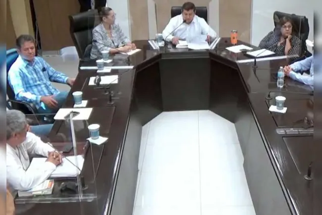 Ratifican jubilados denuncia de juicio político contra Toño Astiazarán