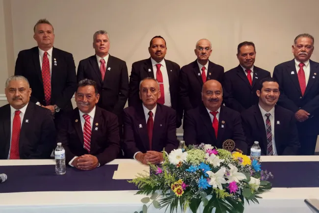 Realizan cambio de mesa directiva Club Rotarios Nogales Industrial