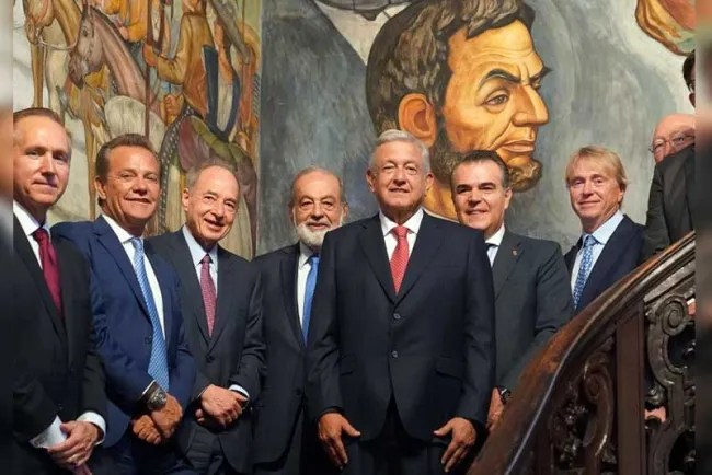 López Obrador y empresarios de México y EU hablan de economía, inversión…