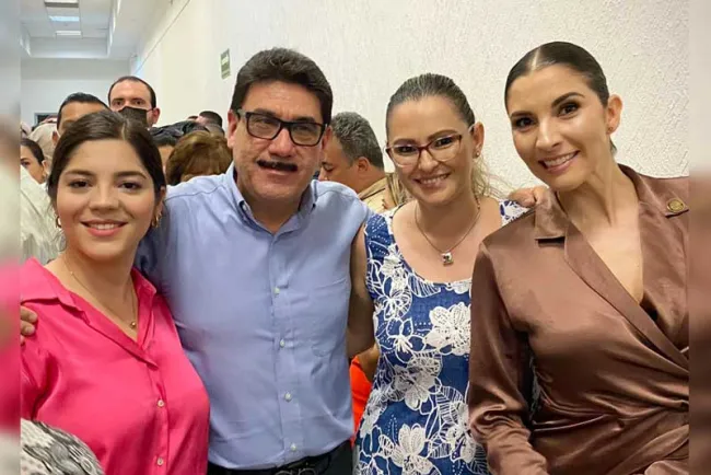 Promueve Alcalde acuerdos con CFE sobre deudores