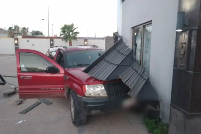 Causa daños en hotel