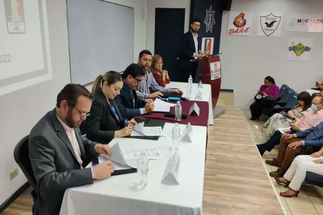 Buscan acabar violencia de género