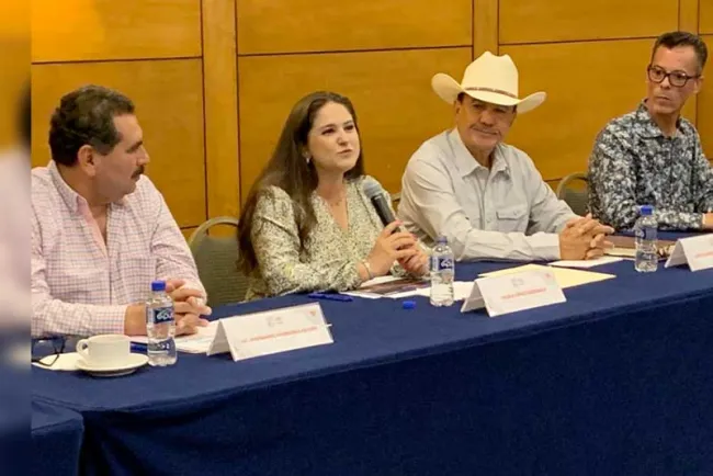 Presentan cartelera de otoño de eventos turísticos