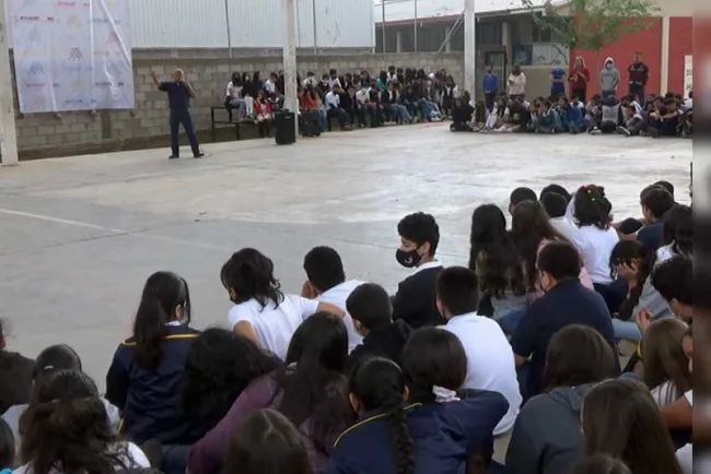 Buscan erradicar violencia estudiantil