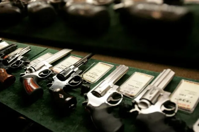 Juez de EU rechaza demanda de México contra fabricantes de armas; apelarán resultado