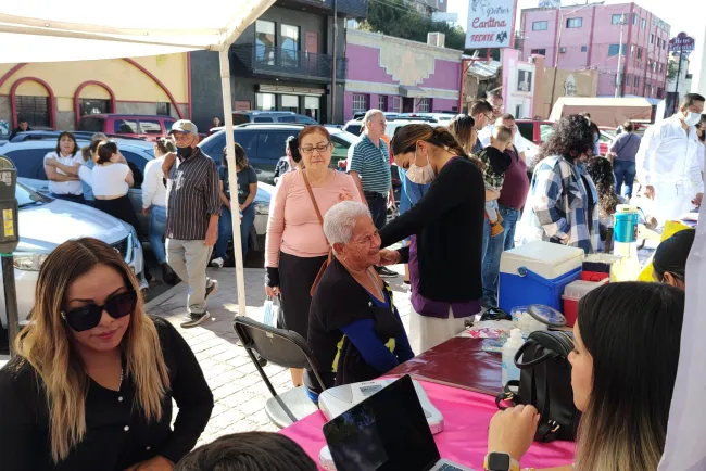 Realizan Feria Binacional de Salud