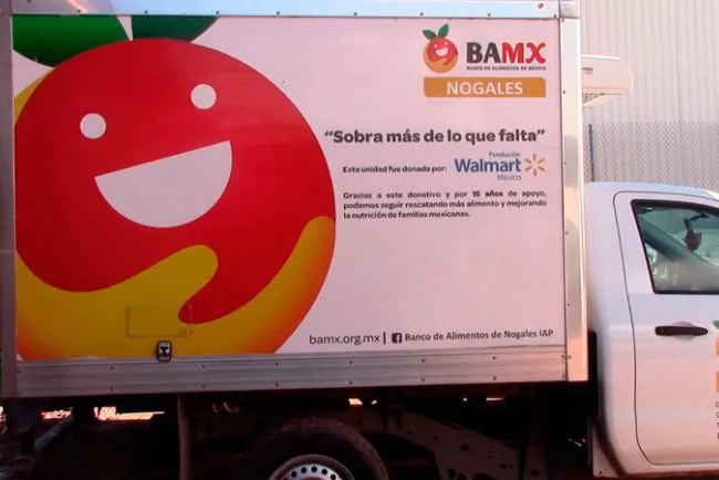 Entregan ganancias de redondeo a Banco de Alimentos