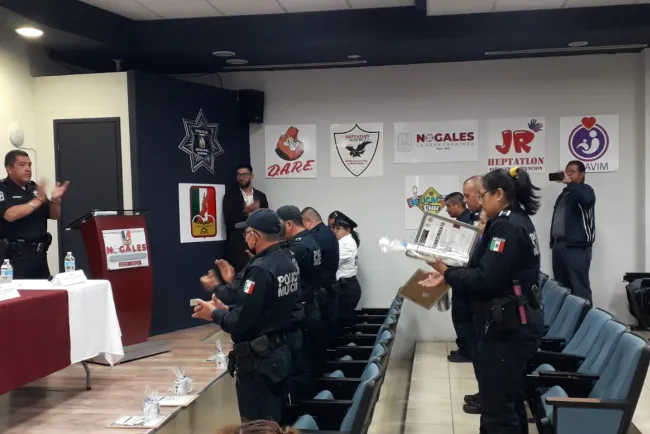Reconocen a elementos de Seguridad Pública